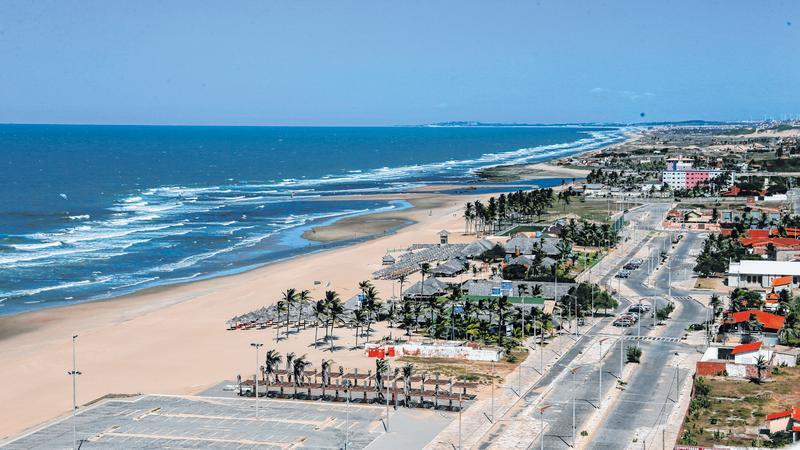 Feriados Prolongados na Praia do Futuro- Vale a Pena Visitar em Alta Temporada?